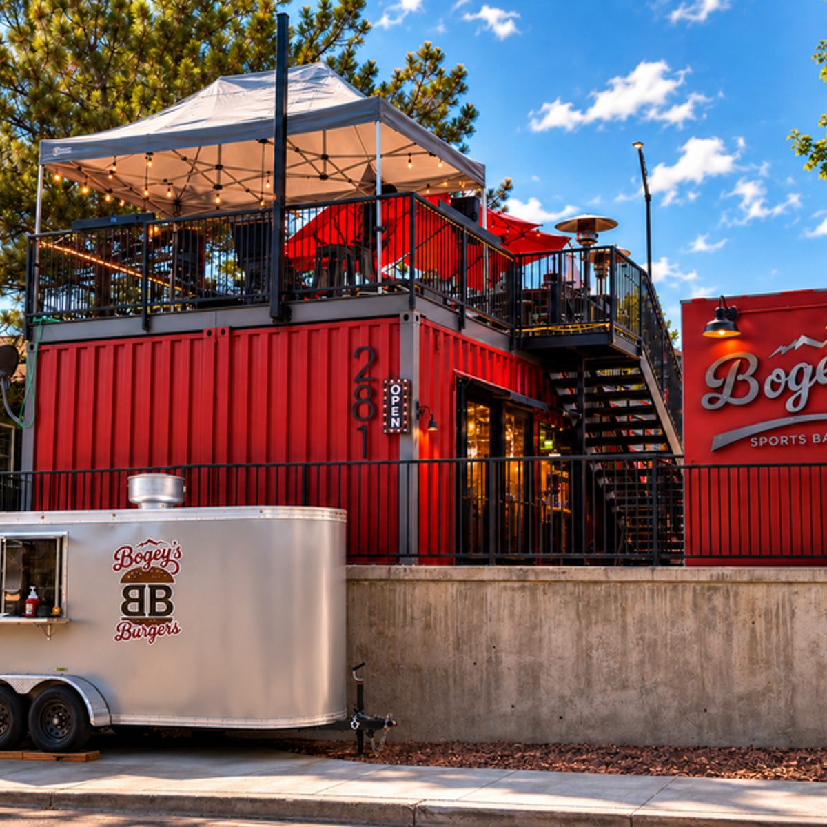 Welcome to Bogey's Sports Bar