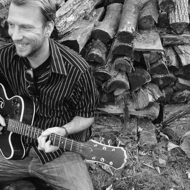 Nick Wagner live on our rooftop!